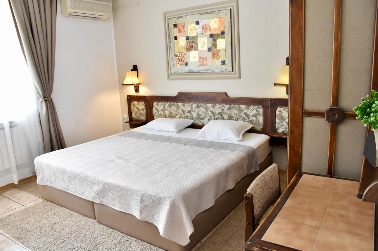 Family Hotel Apolonia ソゾポル エクステリア 写真