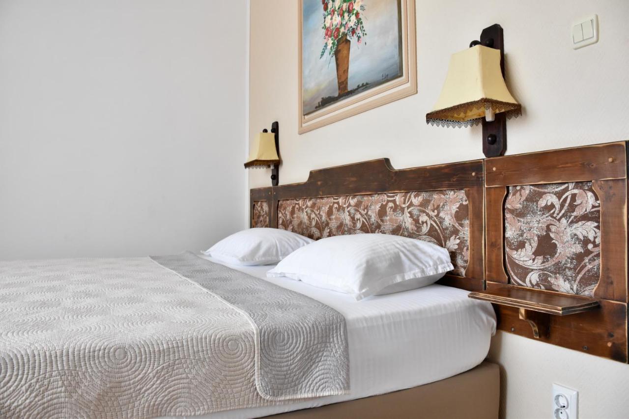 Family Hotel Apolonia ソゾポル エクステリア 写真