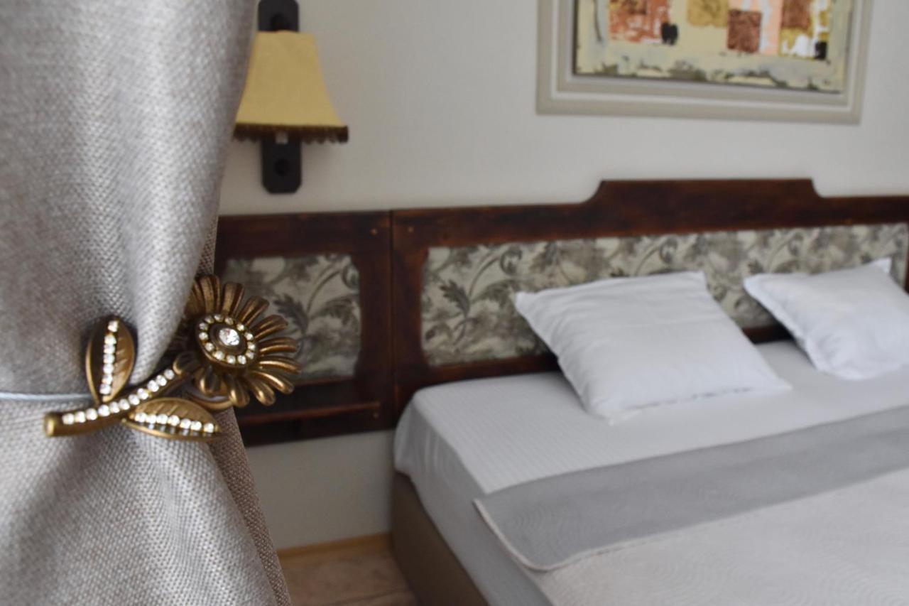 Family Hotel Apolonia ソゾポル エクステリア 写真